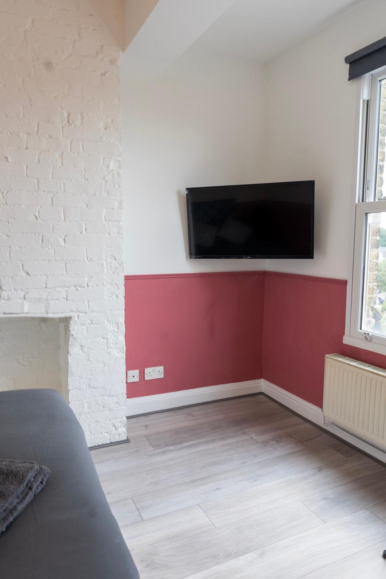 5C- Stylish Urban Retreat - Spacious 2 Bed Flat 런던 외부 사진
