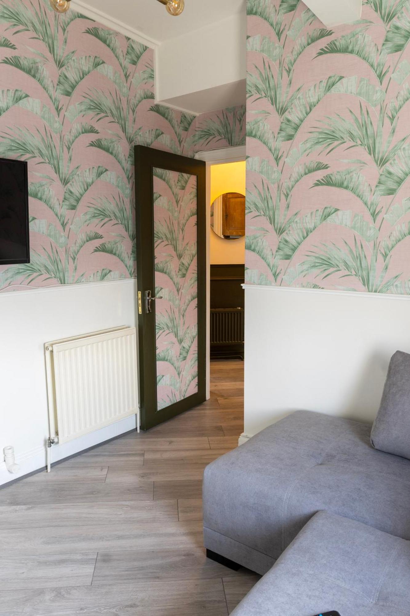 5C- Stylish Urban Retreat - Spacious 2 Bed Flat 런던 외부 사진