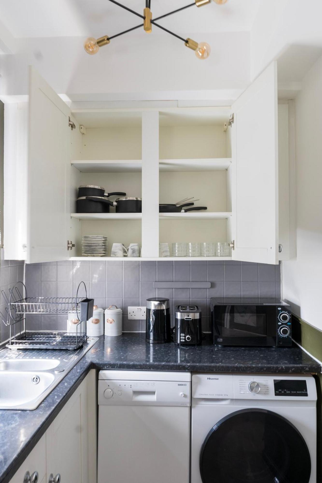 5C- Stylish Urban Retreat - Spacious 2 Bed Flat 런던 외부 사진