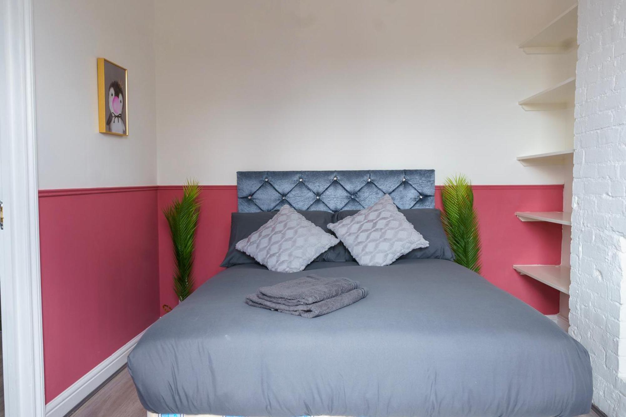 5C- Stylish Urban Retreat - Spacious 2 Bed Flat 런던 외부 사진