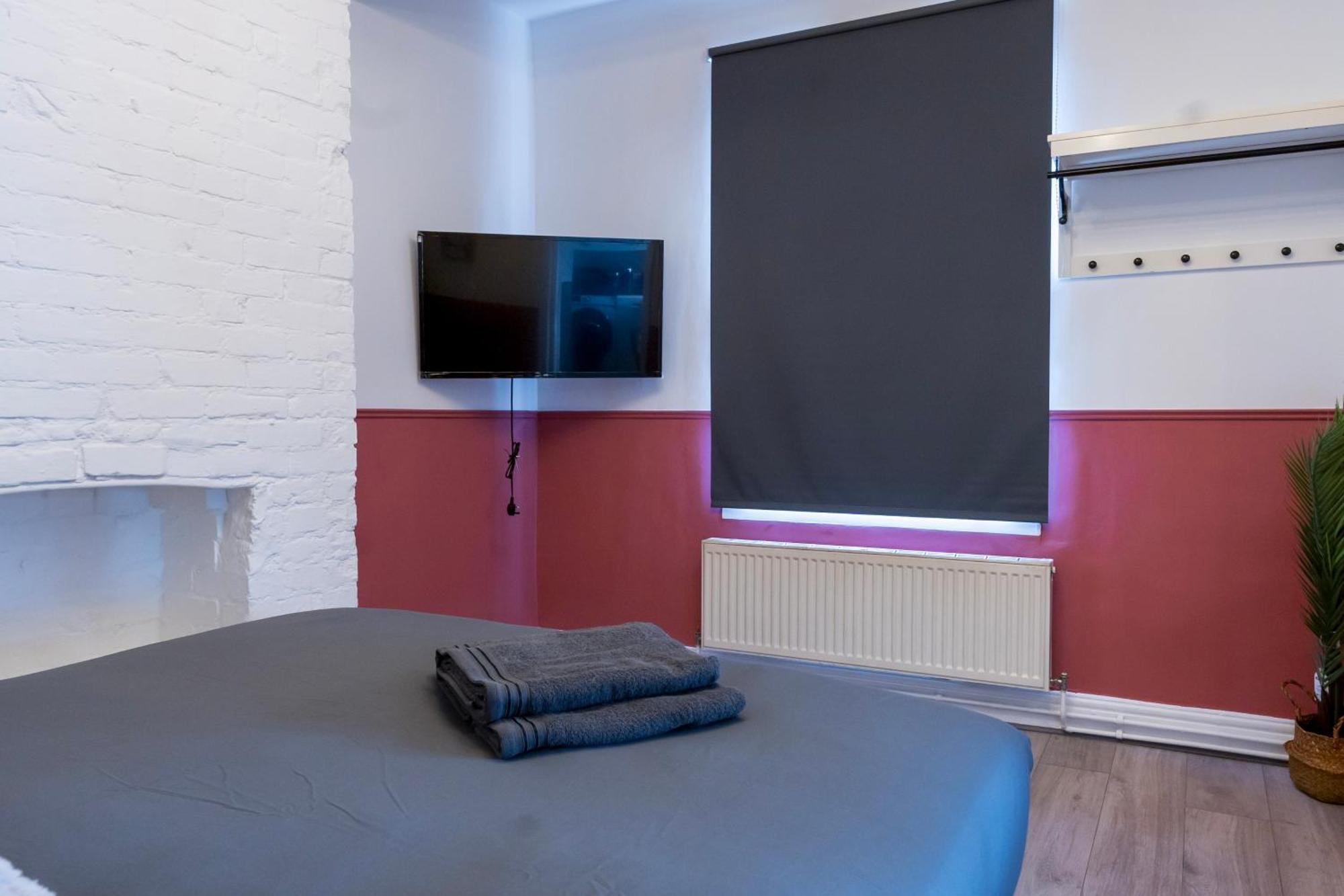 5C- Stylish Urban Retreat - Spacious 2 Bed Flat 런던 외부 사진