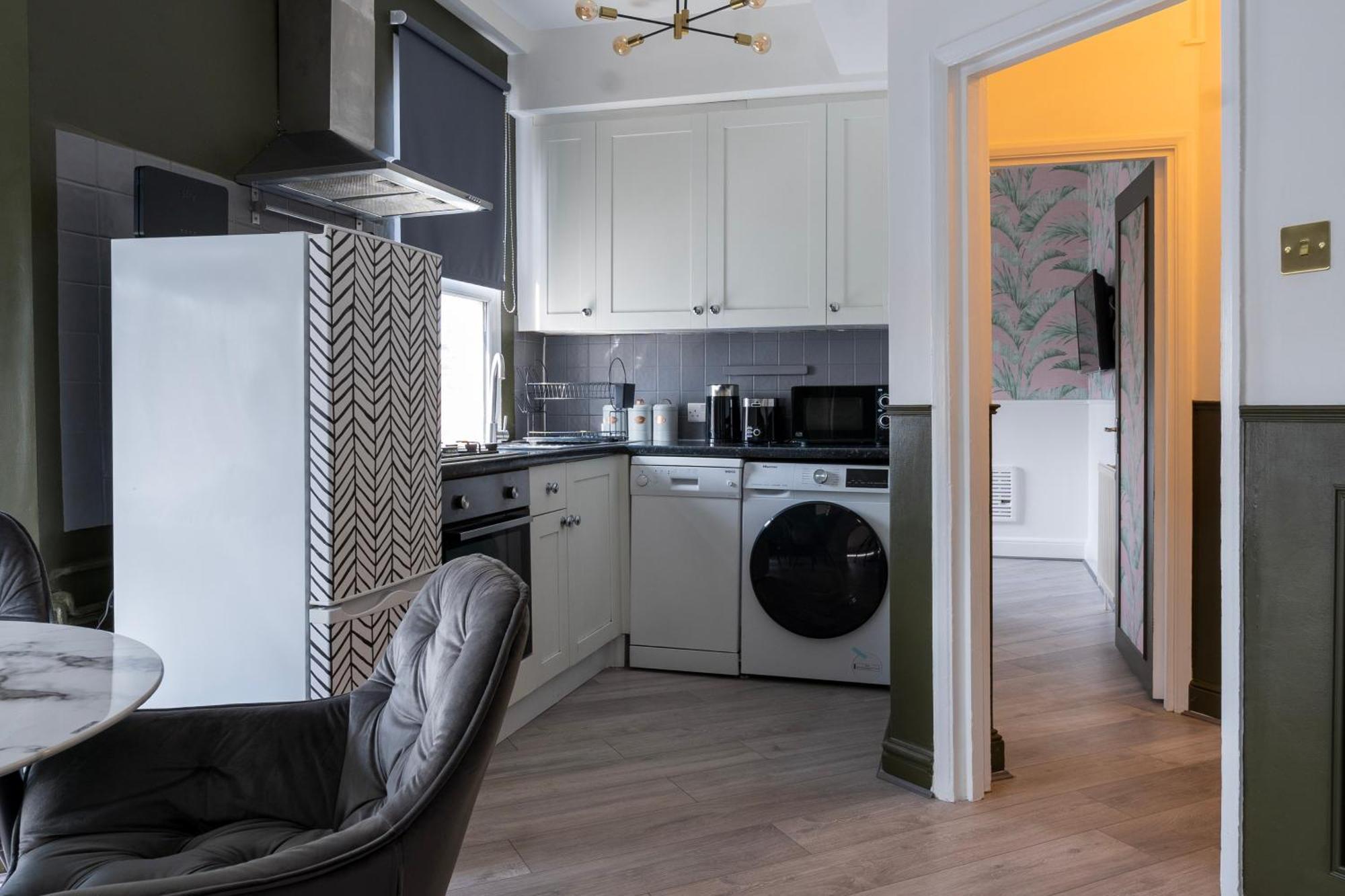 5C- Stylish Urban Retreat - Spacious 2 Bed Flat 런던 외부 사진