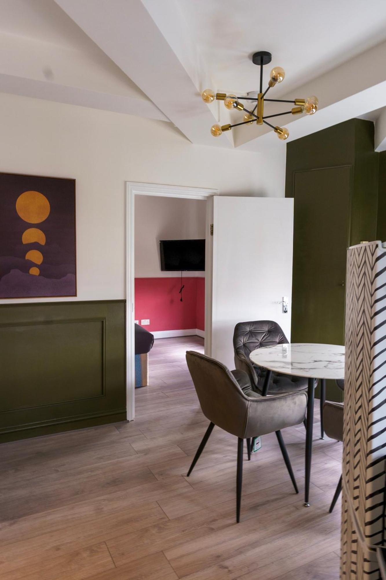 5C- Stylish Urban Retreat - Spacious 2 Bed Flat 런던 외부 사진