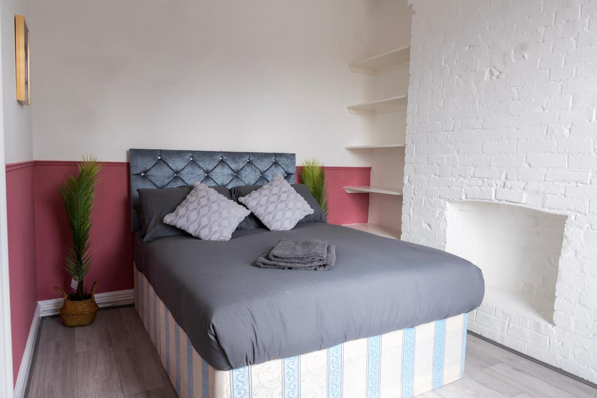 5C- Stylish Urban Retreat - Spacious 2 Bed Flat 런던 외부 사진